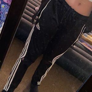 adidas pants worn a twice in good shape
